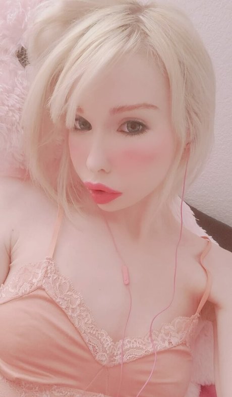 Sarina Valentina photo 32