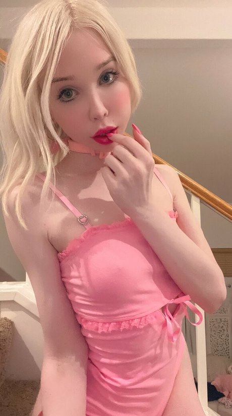 Sarina Valentina photo 49