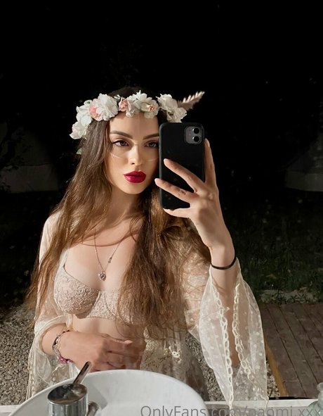 Scarlett_oharra photo 3