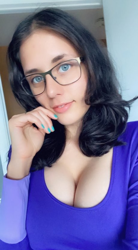 Sexy Saffron photo 27
