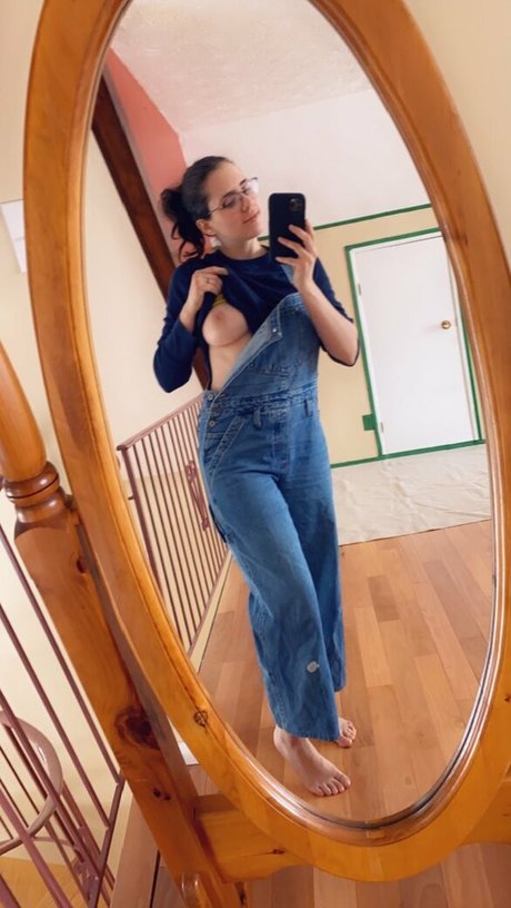Sexy Saffron photo 86