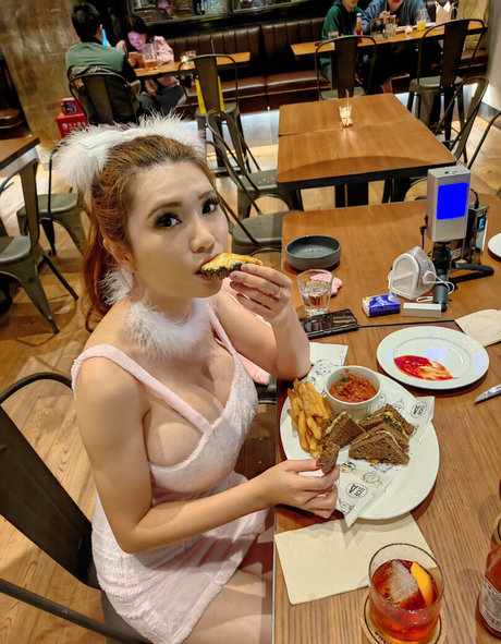 SexyCyborg photo 13
