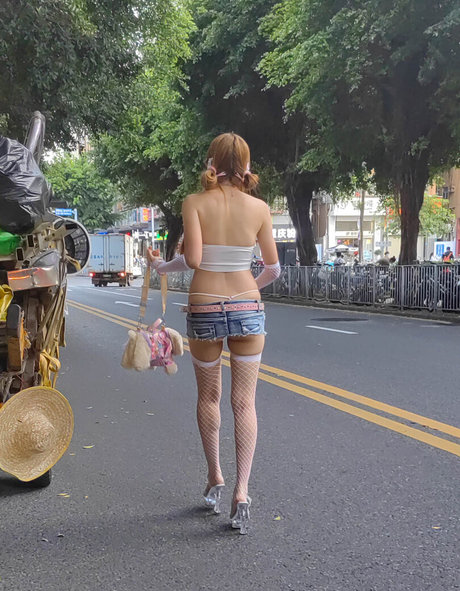 SexyCyborg photo 80