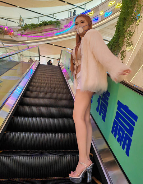SexyCyborg photo 227