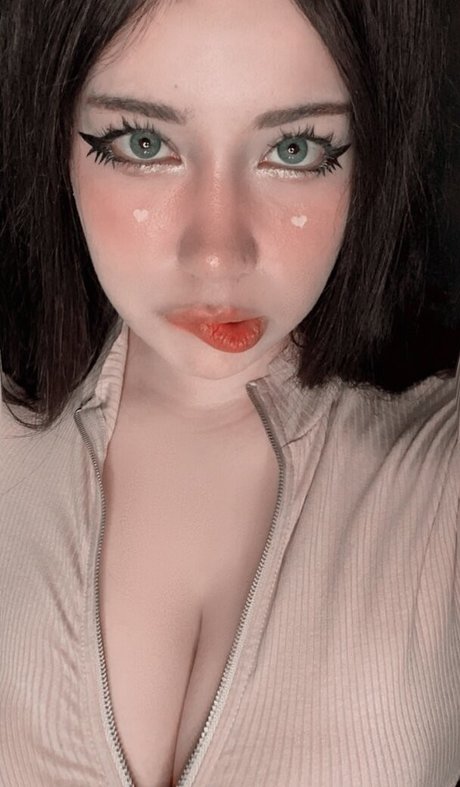 Shinny Asmr photo 8