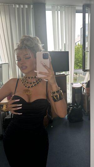 Shirin David photo 177