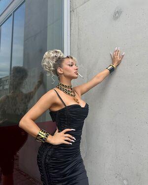 Shirin David photo 180