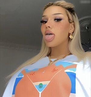 Shirin David photo 296