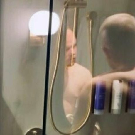 Showerboyau photo 80