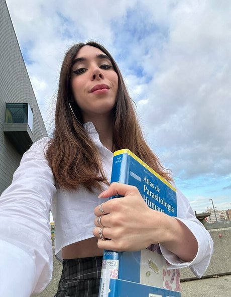 Profile photo of Shystudentagostina