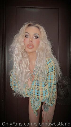 Sienna West photo 19