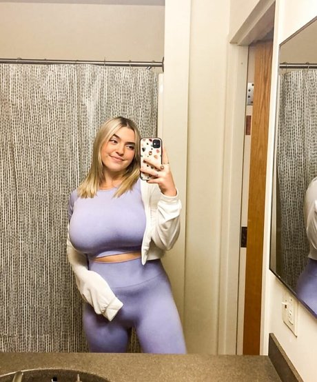Sierra Bellingar photo 54