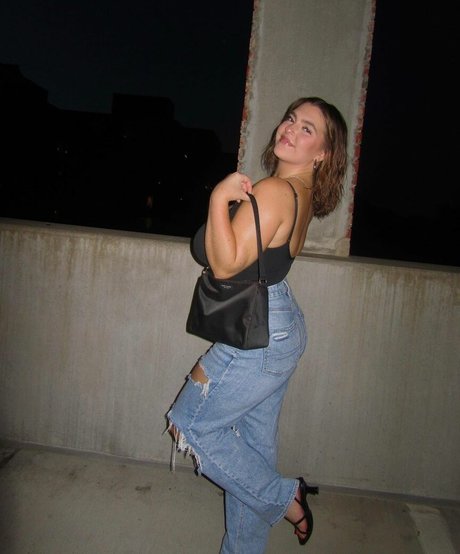Sierra Bellingar photo 92