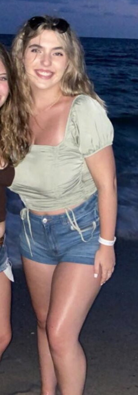 Sierra Bellingar photo 107