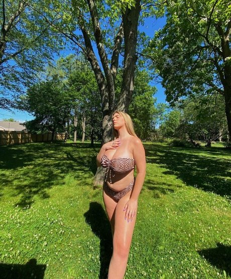 Sierra Bellingar photo 165