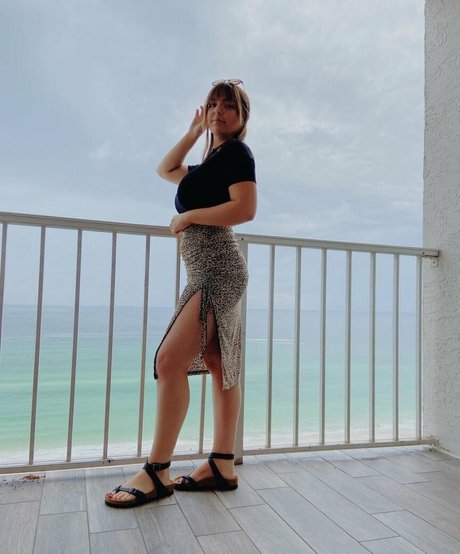Sierra Bellingar photo 183