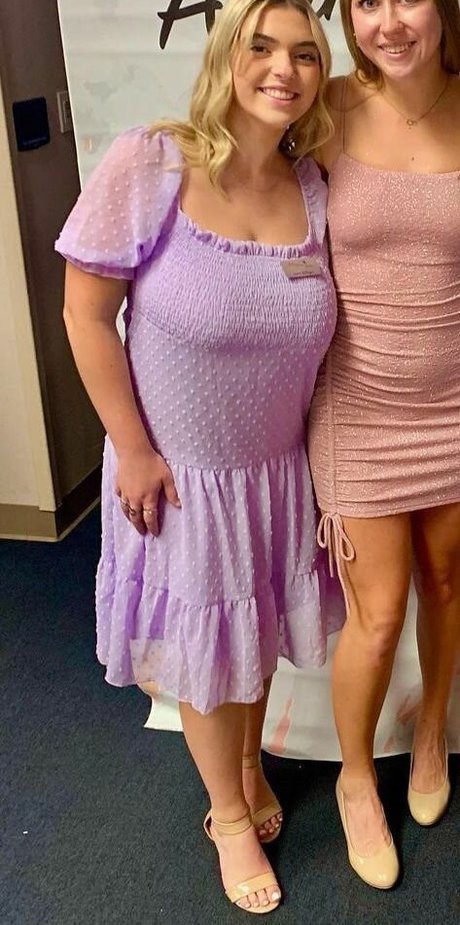Sierra Bellingar photo 222