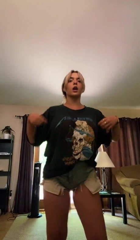 Sierra Bellingar photo 287