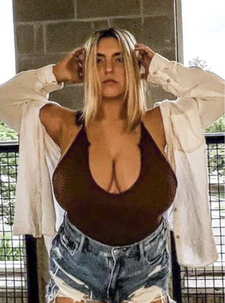 Sierra Bellingar photo 394