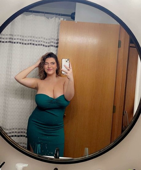 Sierra Bellingar photo 448