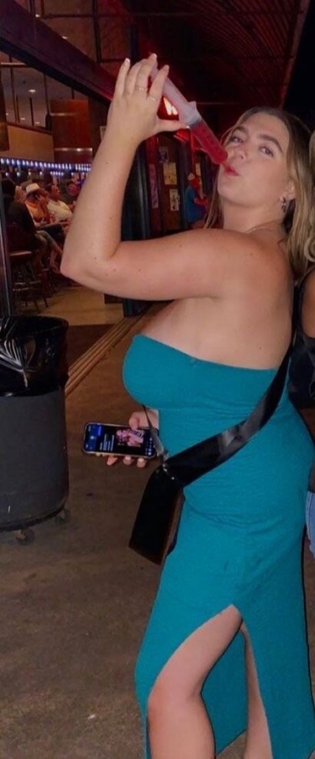 Sierra Bellingar photo 507