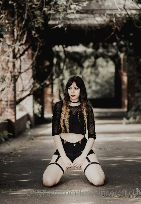 Sinnerluna photo 18