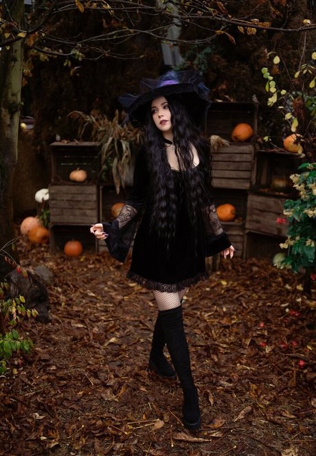 Sinnerluna photo 29