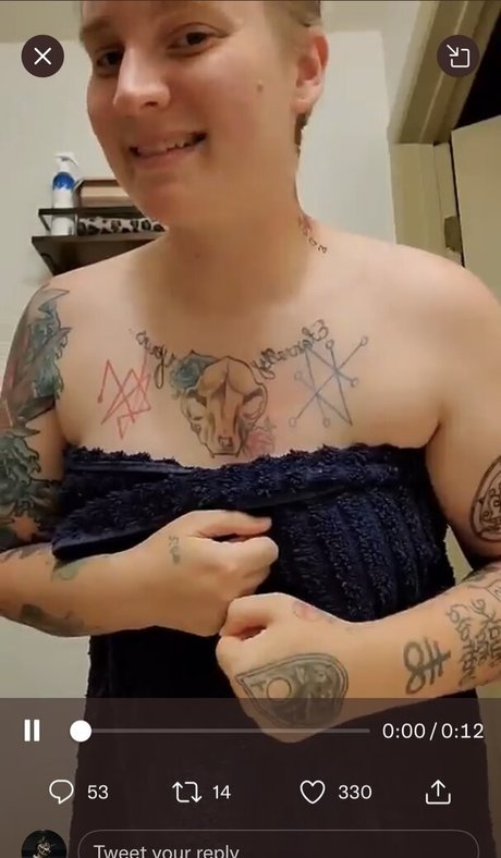 Skeletons_twin photo 48