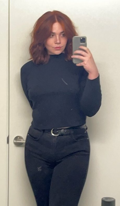 Slutty Ashla photo 30