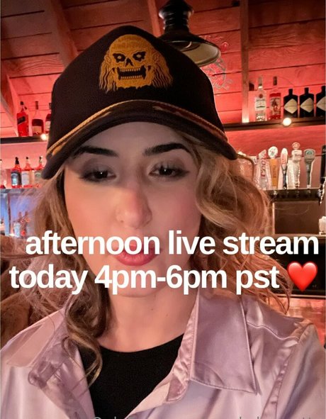 Snarkybrunette photo 39