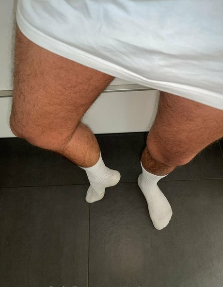 Snkrs_uncensored photo 13