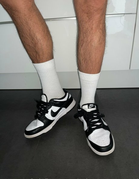 Snkrs_uncensored photo 17