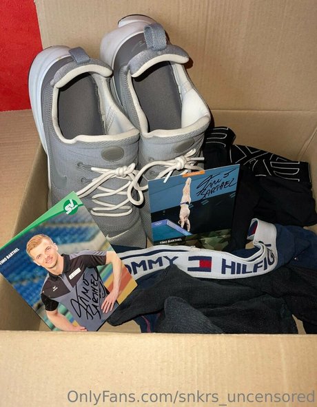 Snkrs_uncensored photo 20