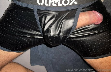 Snkrs_uncensored photo 63