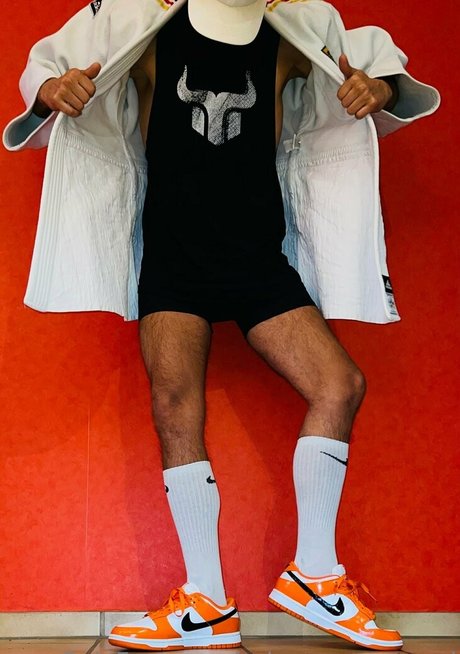 Snkrs_uncensored photo 130