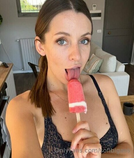 Sofibigass photo 22
