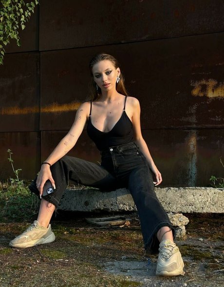 Sofibloom1 photo 4