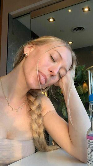 sophia.ilysm photo 64