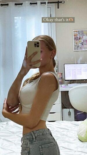 sophia.ilysm photo 94