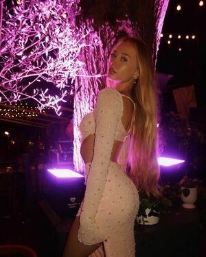 sophia.ilysm photo 132