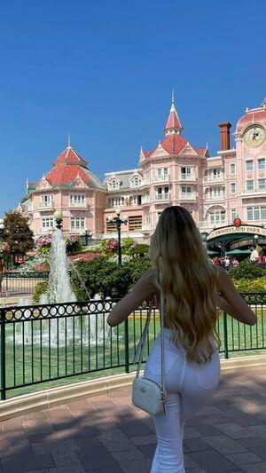 sophia.ilysm photo 137