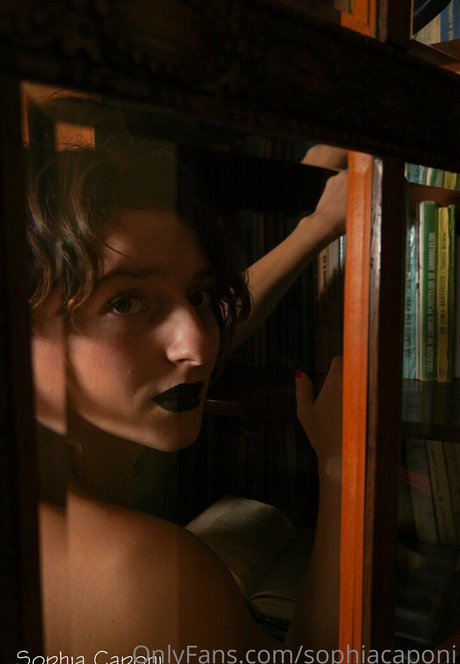 Sophiacaponi photo 3