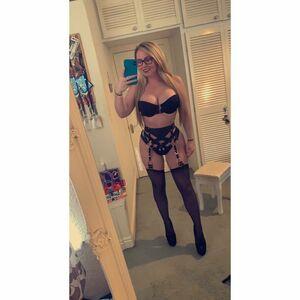 Sophie Defoe photo 7