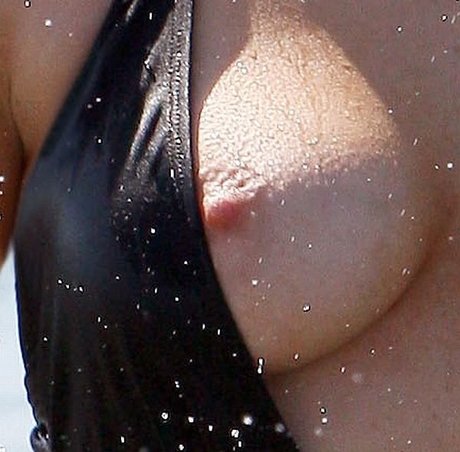 Sophie Monk photo 5
