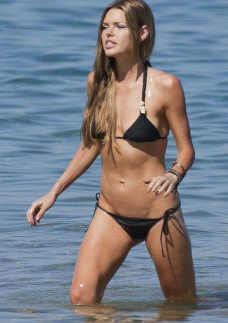 Sophie Monk photo 17