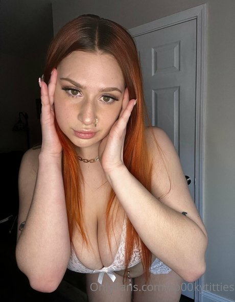 Sp00kytitties photo 328