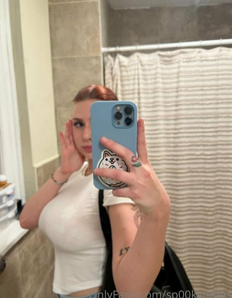 Sp00kytitties photo 492