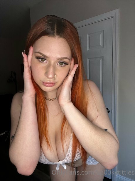 Sp00kytitties photo 523