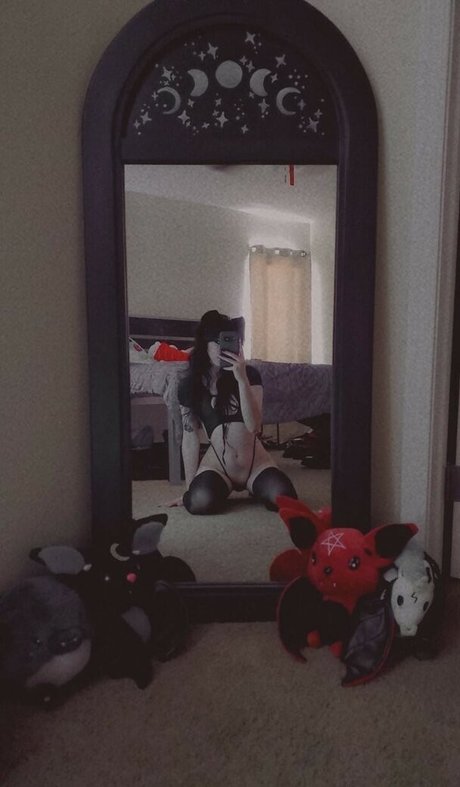 Spicy_emo photo 2