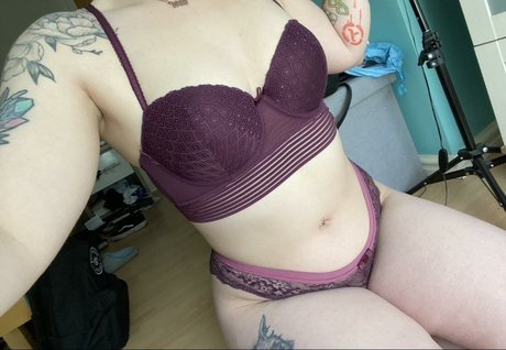 Spitwicked photo 14